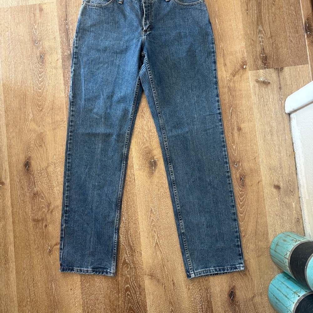 Wrangler Women's High Rise True Straight Leg Jean - vintage 80’s - Picture 9 of 16